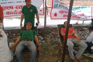 देवी बचत तथा ऋण सहकारी संस्थाको आयोजनामा ६४ जनाले गरे रक्तदान
