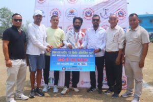 अर्जुनधारामा जारी प्रथम वडास्तरीय टि-­टवेन्टी क्रिकेट प्रतियोगिताको फाइनलमा अर्जुनधारा ४ र ८ भिड्दै