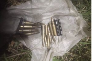 दमकमा लुटिएका ११ राउन्ड गोली फेला, १७ हतियार अझै हराइरहेका