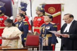 भारतका ५३औँ मुख्य न्यायाधीशमा न्यायमूर्ति सूर्यकान्तको शपथ ग्रहण