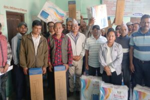 हल्दिवारीमा ५० प्रतिशत लागत साझेदारीमा कृषि सामग्री वितरण