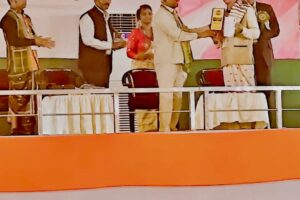 किरण खतिवडालाई “साधु रामचन्द मुर्मु – पं. रघुनाथ मुर्मु अवार्ड”