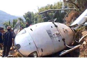 खोटाङमा शव बोकेको हेलिकोप्टर दुर्घटना