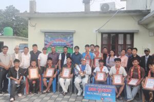 हल्दीबारी वडा नं. ५ द्वारा प्रथम वडाध्यक्ष कप विजेता खेलाडीहरू सम्मानित