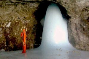 बाबा बर्फानीको ५७ दिने अमरनाथ यात्रा असार १९ देखि सुरु हुने, ७० वर्ष नाघेका नेपाली तीर्थयात्रीलाई पनि ‘नो इन्ट्री’